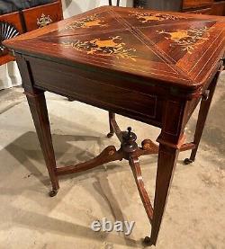 Late 19th Century English Handkerchief Gaming Table with Exceptional Inlay