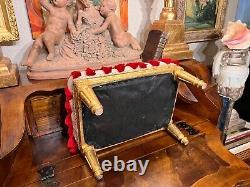 Late 19th Century French Carved Giltwood Foot Stool With Pink Velvet Uphostery