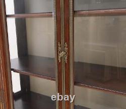 Late 19th Century Gilt Bronze Mounted Ormolu Vitrine Cubboard Curved Glass