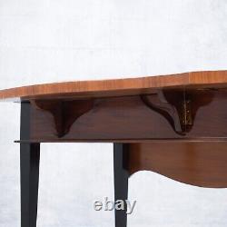 Late 19th-Century Mahogany Pembroke Table with Plume Inlays & Brass Casters