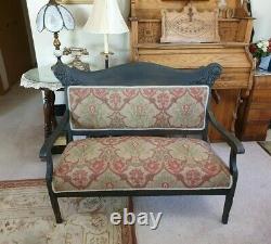 Late 19th Century antique Victorian settee Chair Sofa love seat