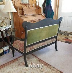 Late 19th Century antique Victorian settee Chair Sofa love seat