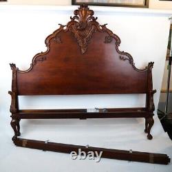 Late 20th Century Henredon For Ralph Lauren Mahogany Queen Size Bed Frame