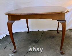 Late 20th Century Solid Walnut Dining Table with Cabriole Legs & Extension Leaf