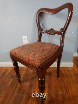 Late Empire Mahogany Chair with Carved splat and turned legs