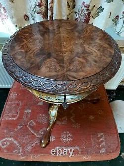 Late Georgian / Early Victorian Unusual Burr Walnut Sewing Table