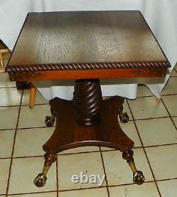Merklen Solid Quartersawn Oak Carved Center Table / Parlor Table (BM-T553)