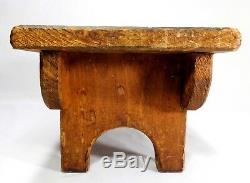 Mid-late 19th C American Antique Handmade Wood Foot Stool, In Dry Orig Red Wash