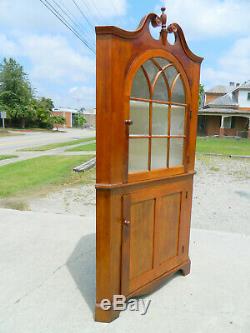 Pine Bench Made arched Door Corner Cabinetlate 1800's