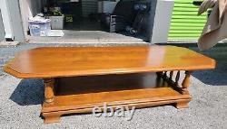 RARE Ethan Allen Heirloom Nutmeg Maple 60 Accent Coffee Table 10-8620