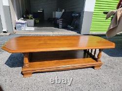 RARE Ethan Allen Heirloom Nutmeg Maple 60 Accent Coffee Table 10-8620