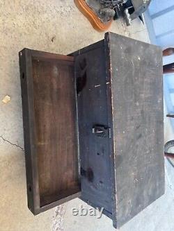 Small Wooden Painted Early American Trunk late 1800s hand made