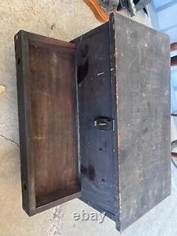 Small Wooden Painted Early American Trunk late 1800s hand made