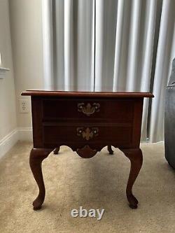 Solid Cherry Wood Queen Anne Side Table By American Drew Vintage Late 20th Cent