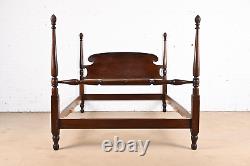 Stickley Federal Carved Mahogany Queen Size Pineapple Poster Bed