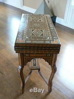 Stunning Hand Inlaid Game Table! Late 19th Century