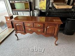 Thomasville Queen Anne Style Cherry Sideboard