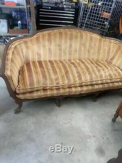 Victorian Late 1800s Hand Carved Loveseat Settee Sofa Couch