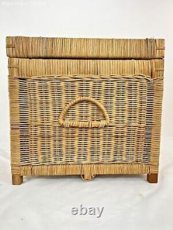 Vintage Wicker & Brass Rattan Chinoiserie Style Trunk Chest Late 20th Century